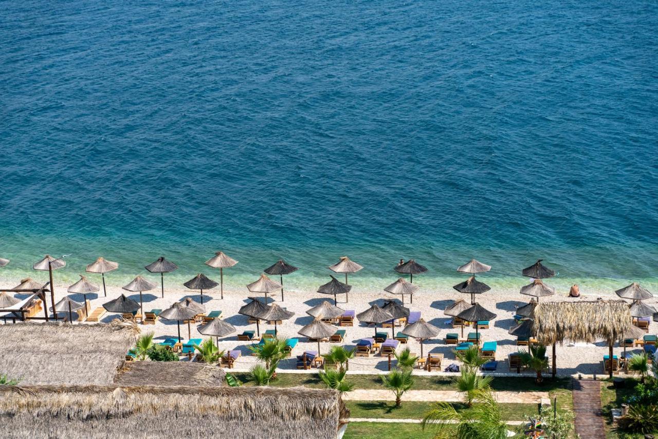 Limani Luxury Apartments Beachfront Sarandë Esterno foto